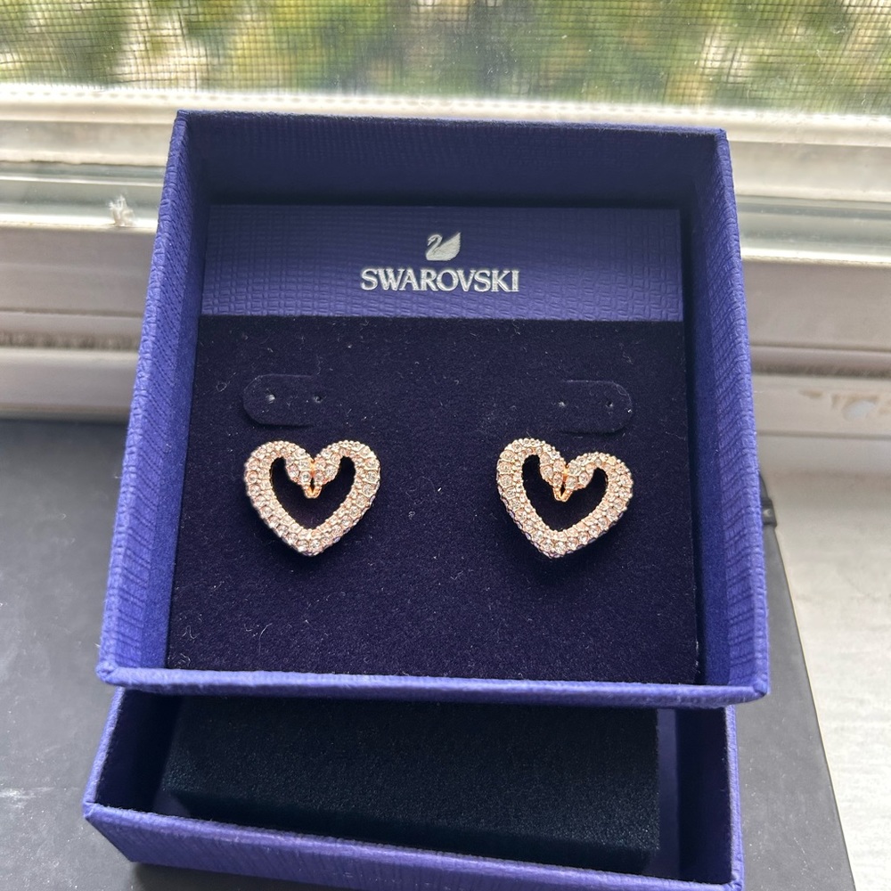 Swarovski Una Heart Stud Earrings